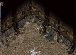 在中变传奇里怎么打世界boss